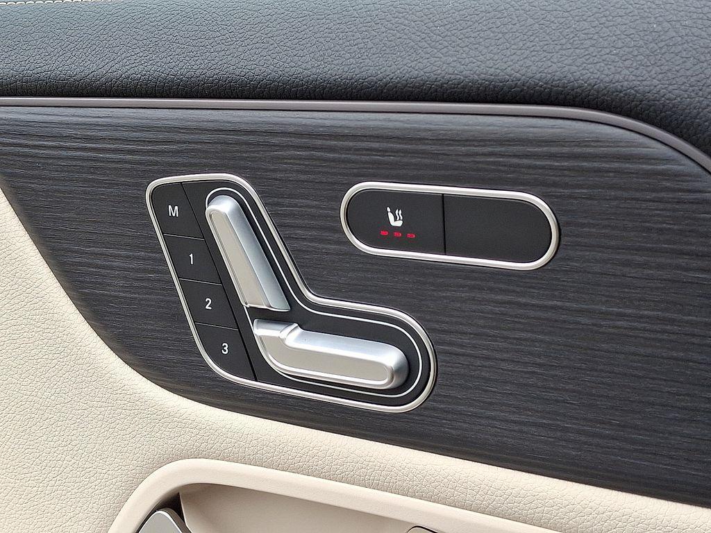 used 2026 Mercedes-Benz GLA 250 car, priced at $49,095