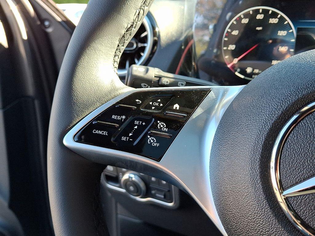 new 2026 Mercedes-Benz GLB 250 car, priced at $52,565