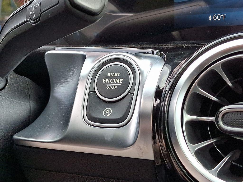 new 2026 Mercedes-Benz GLB 250 car, priced at $51,630
