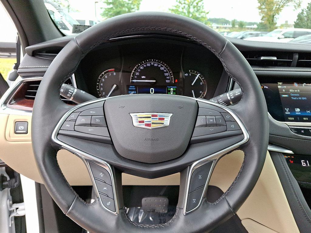 used 2019 Cadillac XT5 car, priced at $22,999