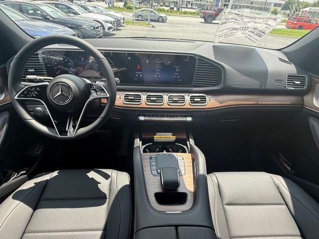 new 2025 Mercedes-Benz GLE 450 car, priced at $76,360
