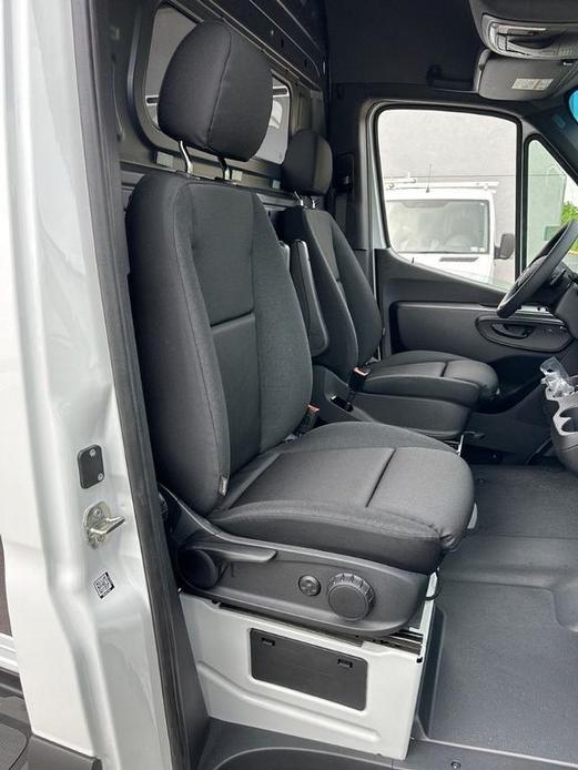 new 2024 Mercedes-Benz Sprinter 2500 car, priced at $67,096