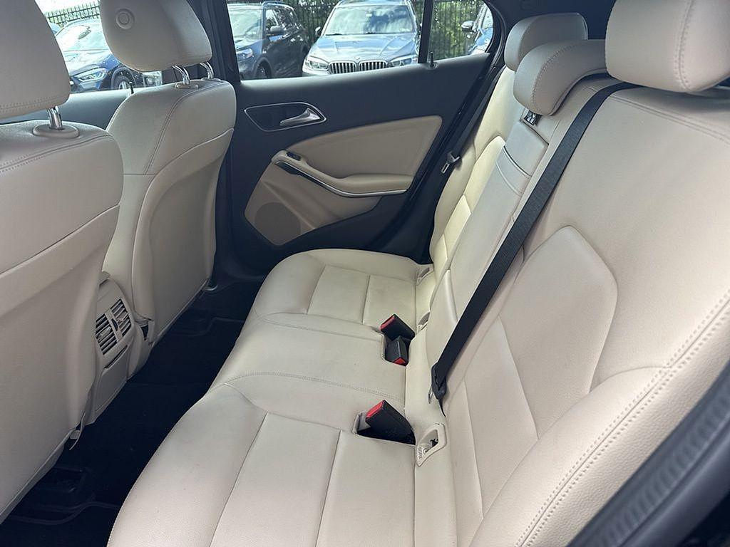 used 2020 Mercedes-Benz GLA 250 car, priced at $20,229