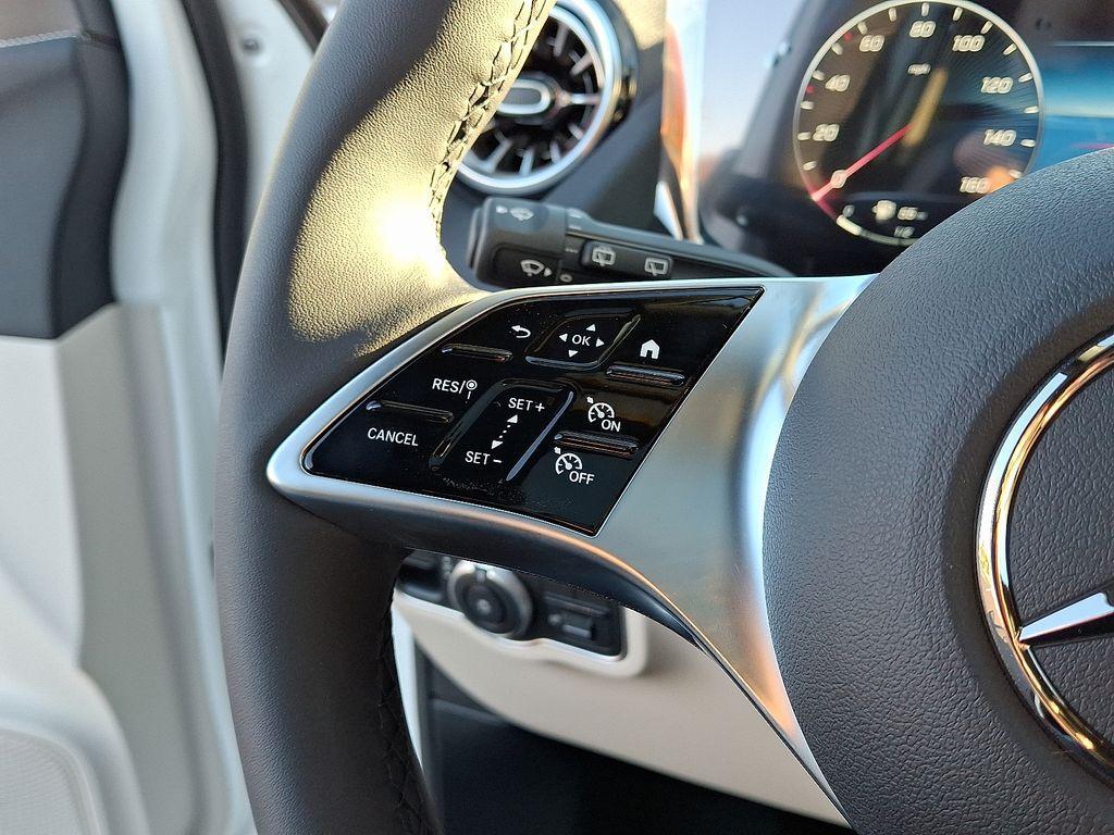 new 2026 Mercedes-Benz GLA 250 car, priced at $49,515