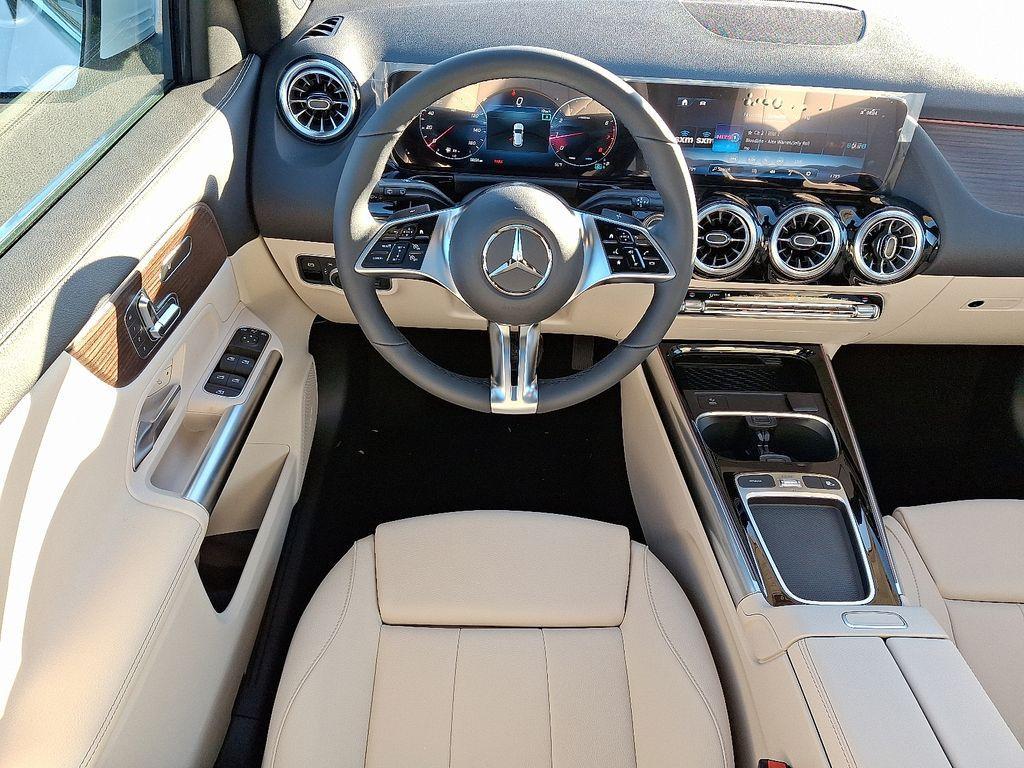 new 2026 Mercedes-Benz GLA 250 car, priced at $49,515