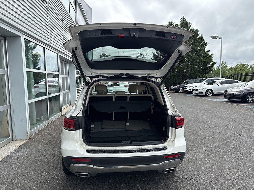 used 2022 Mercedes-Benz GLB 250 car, priced at $34,399