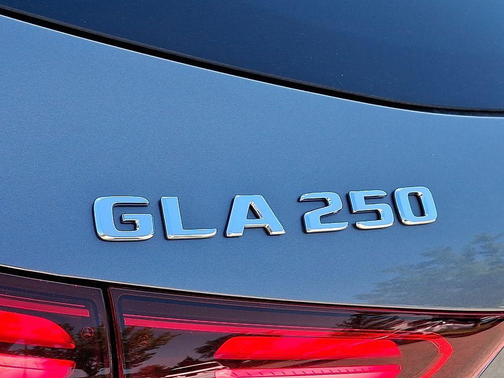 used 2025 Mercedes-Benz GLA 250 car, priced at $44,988