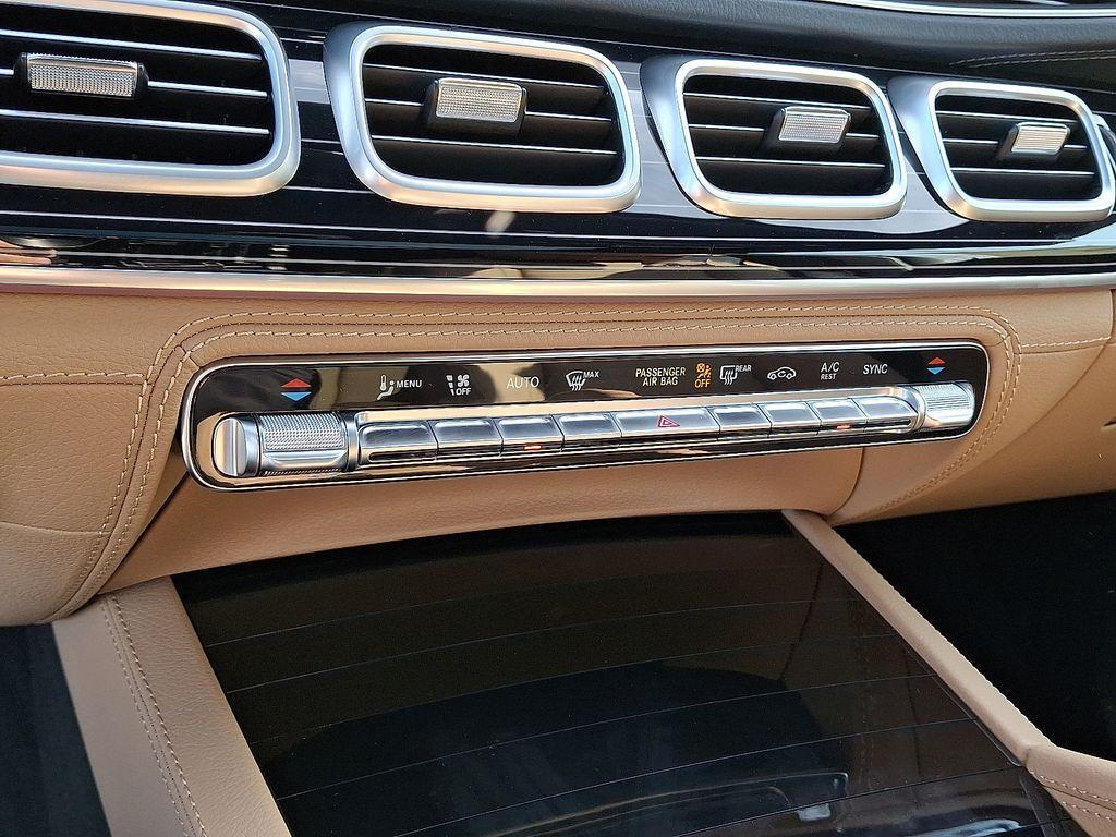 new 2026 Mercedes-Benz GLS 580 car, priced at $124,225