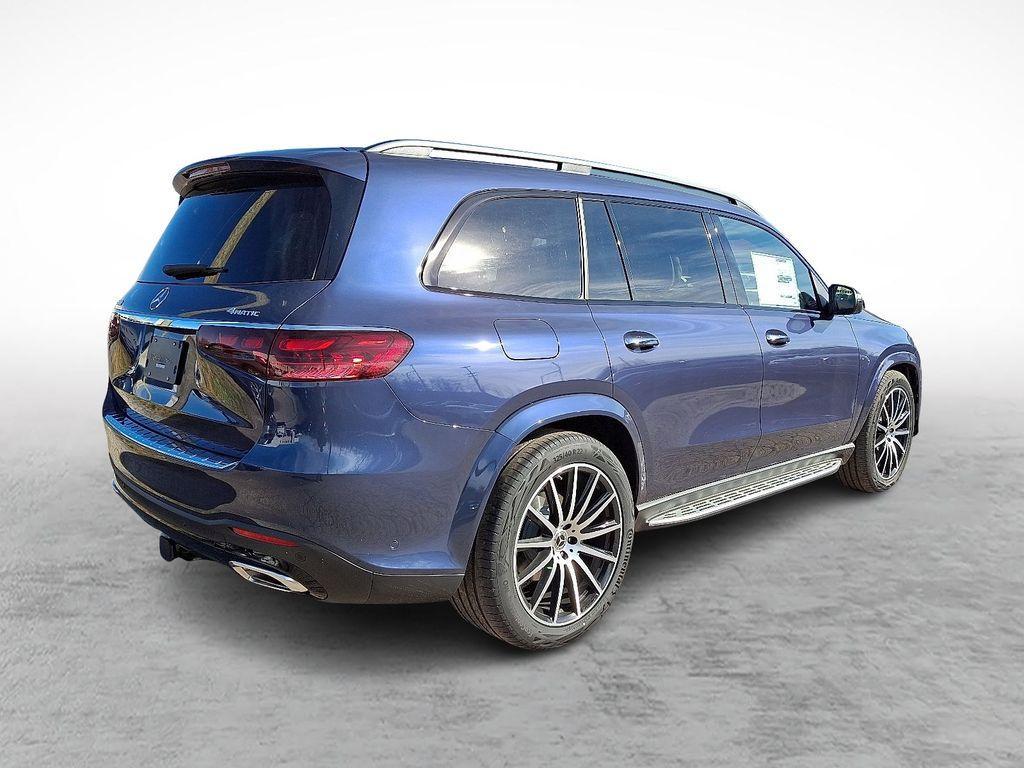 new 2026 Mercedes-Benz GLS 580 car, priced at $124,225