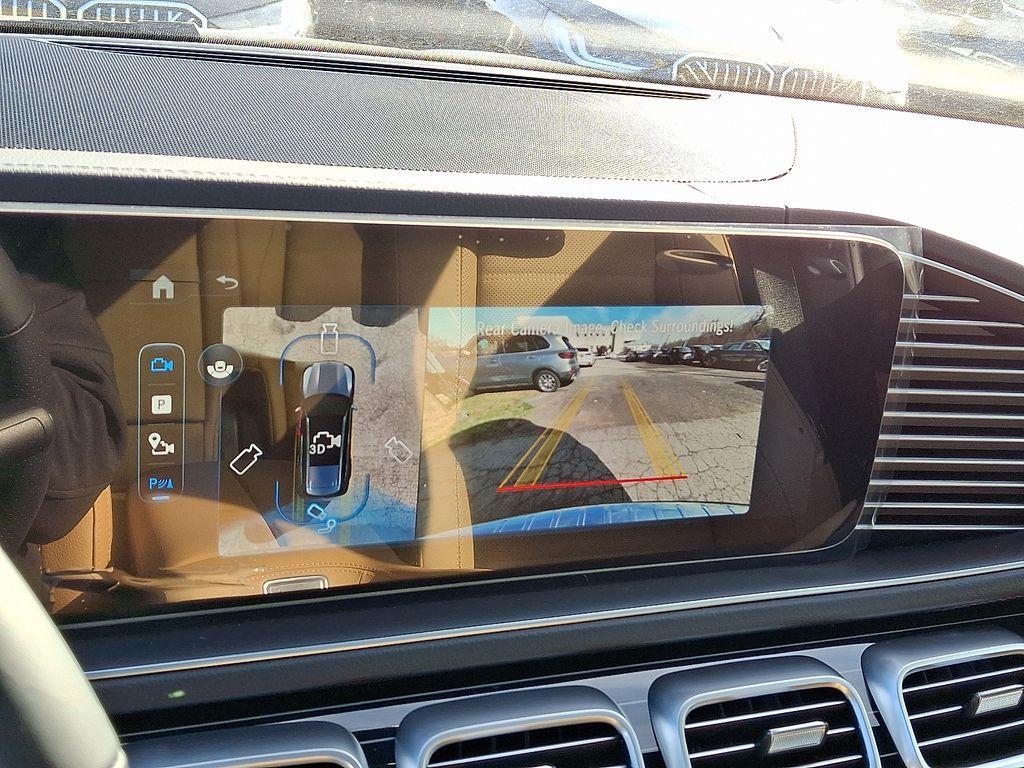 new 2026 Mercedes-Benz GLS 580 car, priced at $124,225