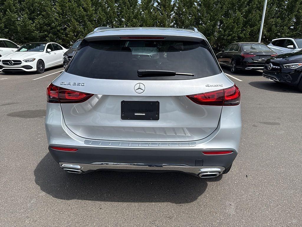 used 2022 Mercedes-Benz GLA 250 car, priced at $31,747