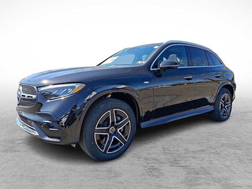 new 2025 Mercedes-Benz GLC 350e car, priced at $71,245