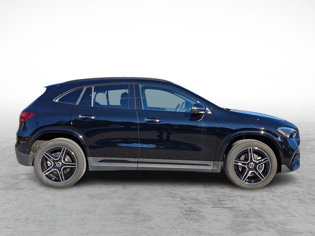 used 2024 Mercedes-Benz GLA 250 car, priced at $39,144