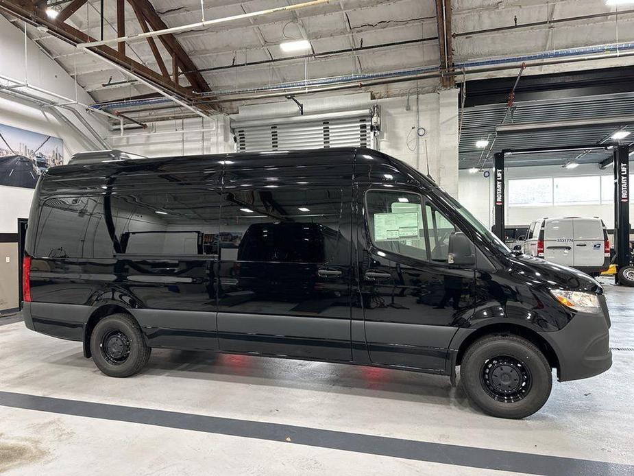 new 2025 Mercedes-Benz Sprinter 2500 car, priced at $79,587