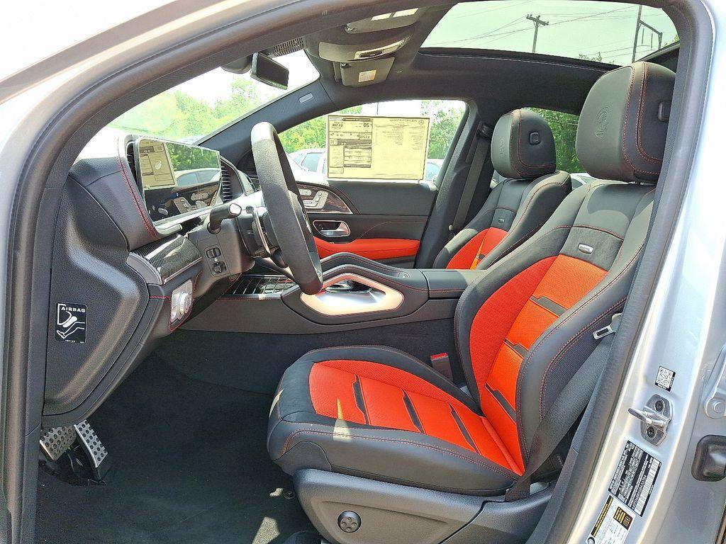 new 2025 Mercedes-Benz AMG GLE 53 car, priced at $100,315