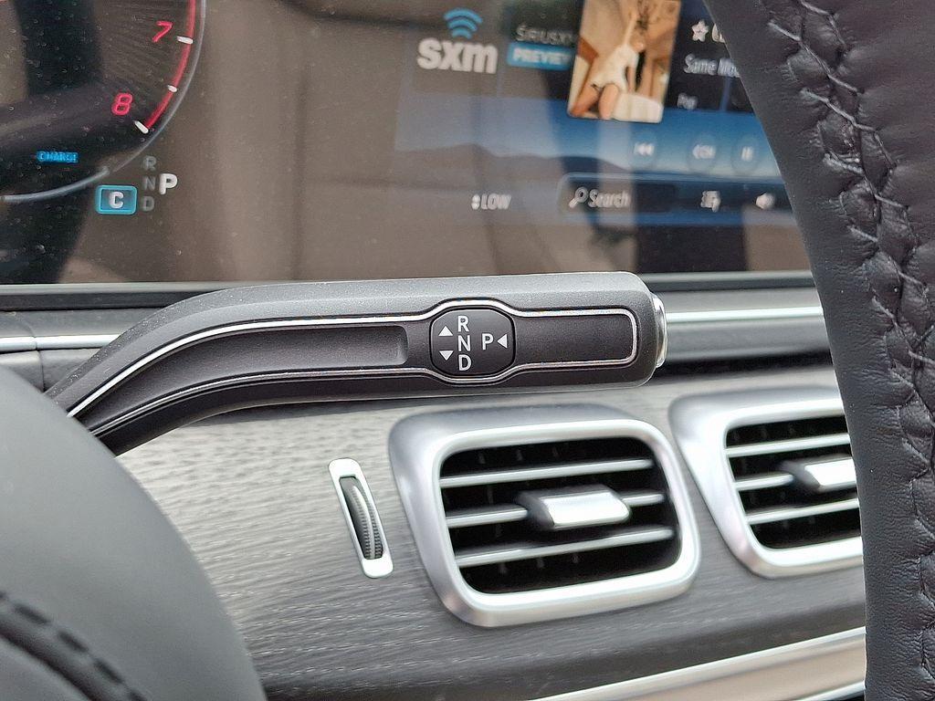 new 2025 Mercedes-Benz GLS 450 car, priced at $97,430