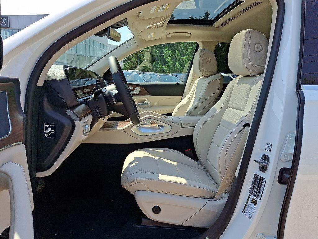new 2025 Mercedes-Benz GLE 350 car, priced at $67,160