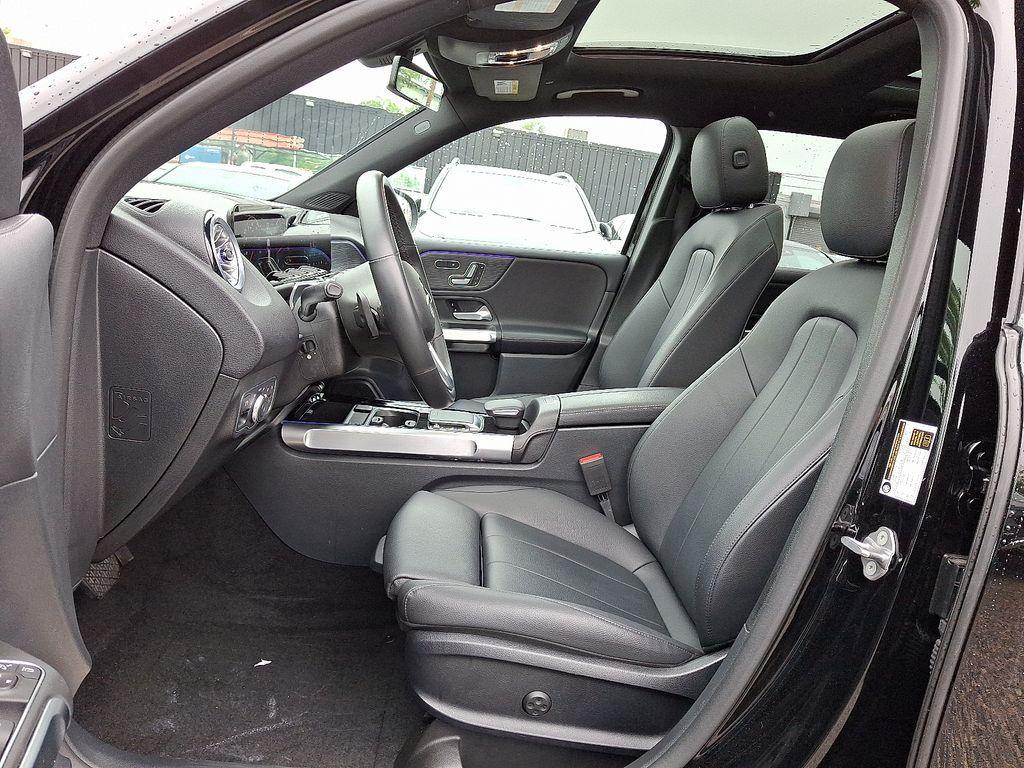 used 2023 Mercedes-Benz GLB 250 car, priced at $37,055