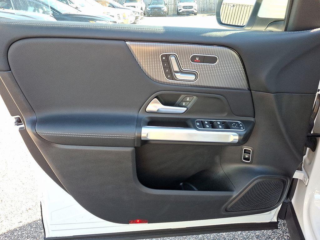 used 2021 Mercedes-Benz GLB 250 car, priced at $28,797
