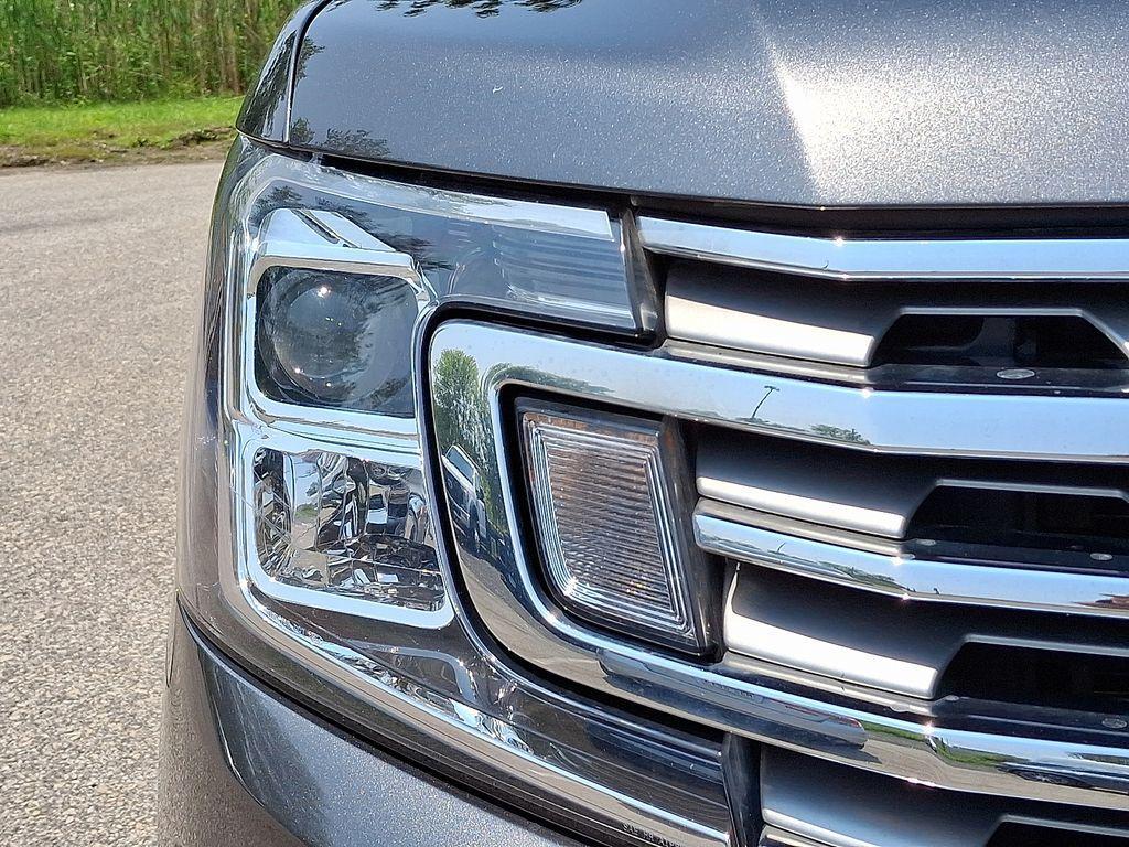 used 2021 Ford Expedition car, priced at $47,006