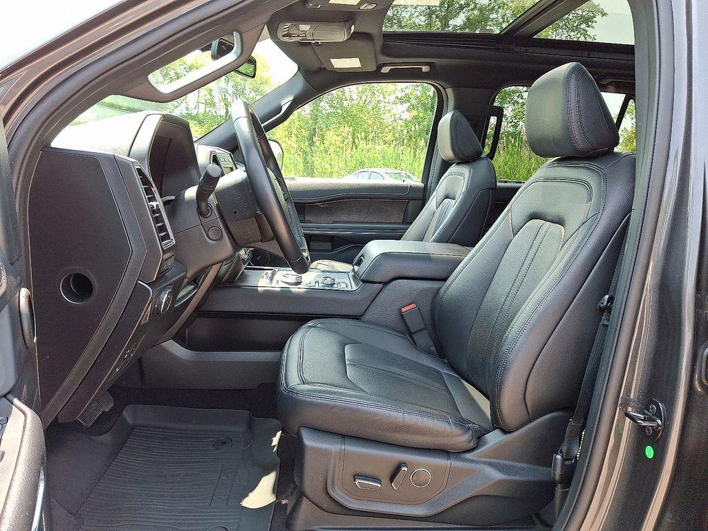 used 2021 Ford Expedition car, priced at $47,006