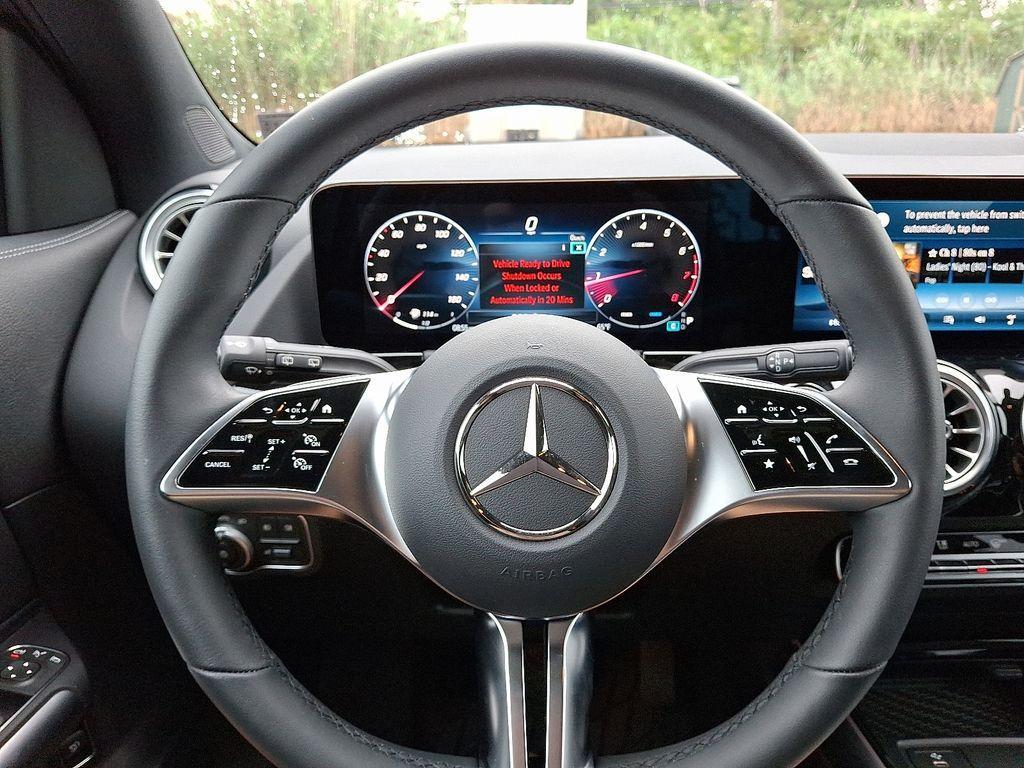 used 2025 Mercedes-Benz GLA 250 car, priced at $45,164
