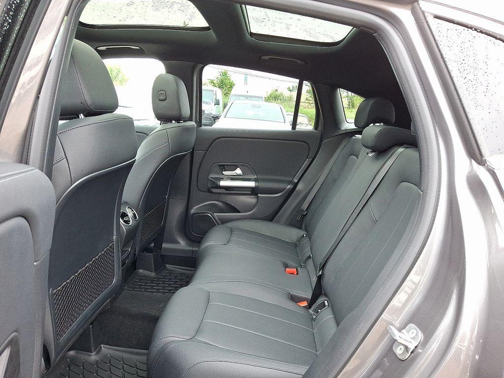 used 2025 Mercedes-Benz GLA 250 car, priced at $45,164