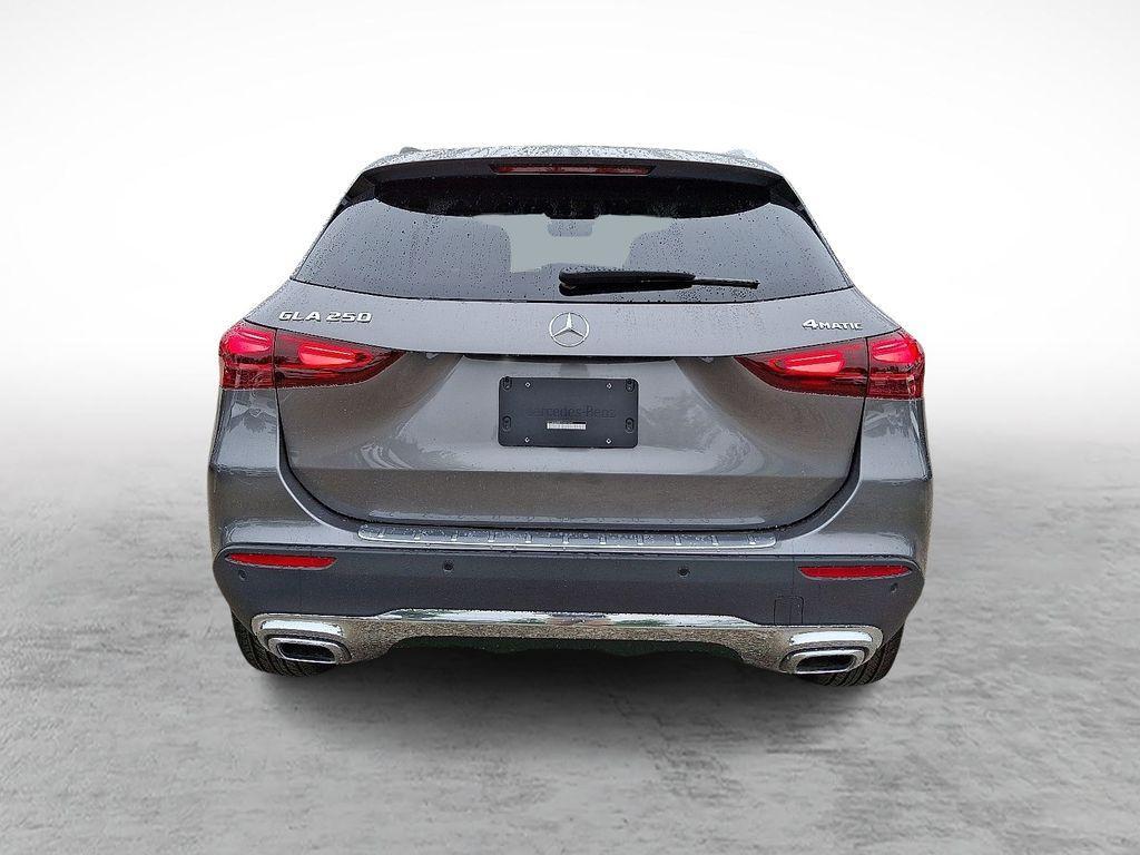 used 2025 Mercedes-Benz GLA 250 car, priced at $45,164