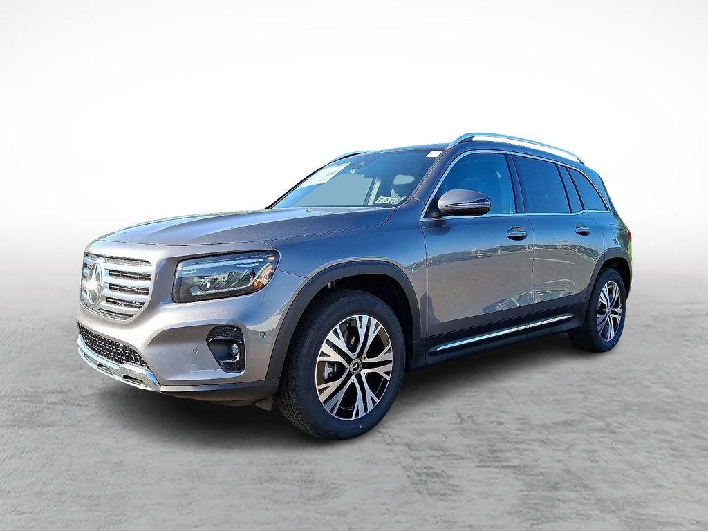 new 2025 Mercedes-Benz GLB 250 car, priced at $53,540