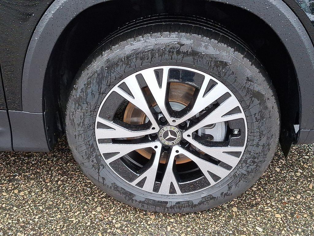 used 2025 Mercedes-Benz GLB 250 car, priced at $43,180