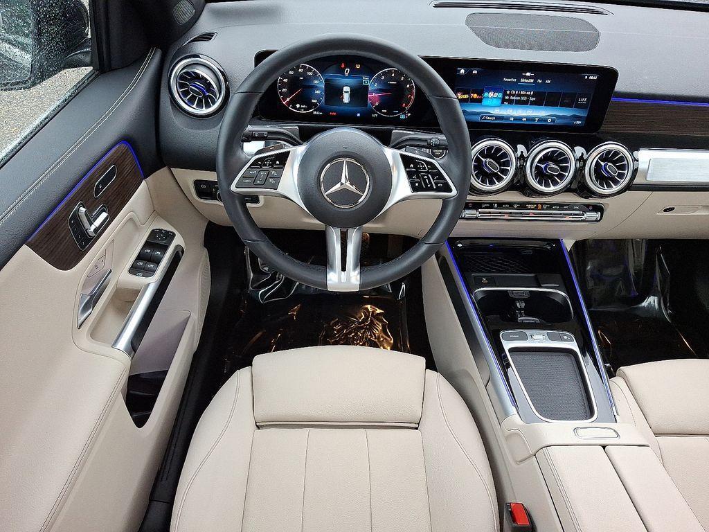 used 2025 Mercedes-Benz GLB 250 car, priced at $43,180