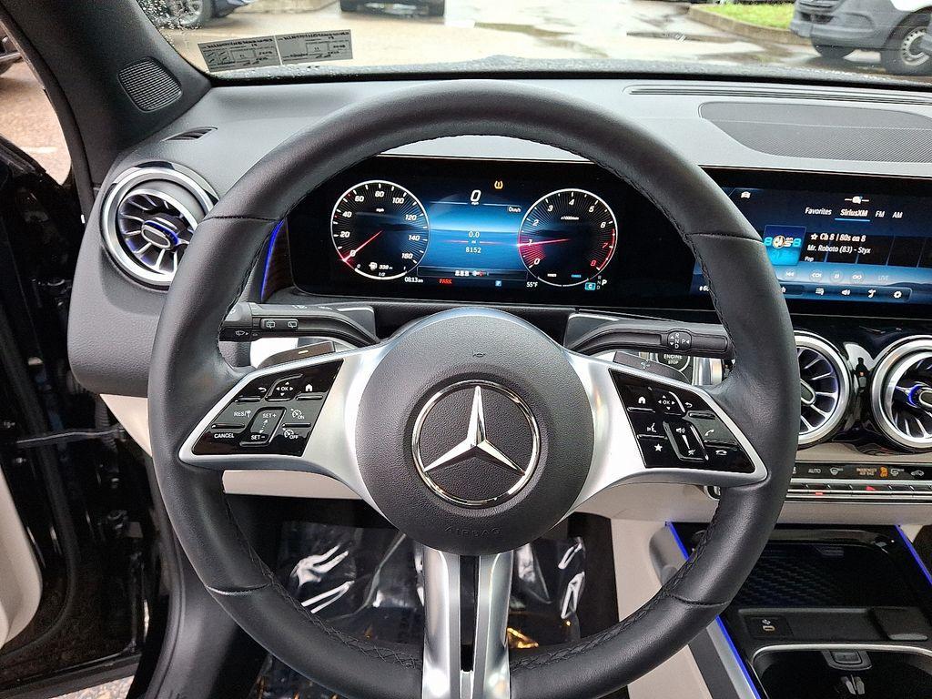 used 2025 Mercedes-Benz GLB 250 car, priced at $43,180