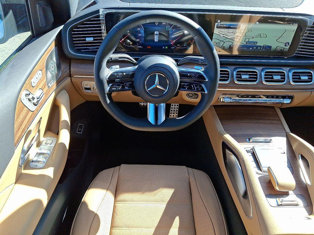new 2025 Mercedes-Benz GLS 450 car, priced at $100,250