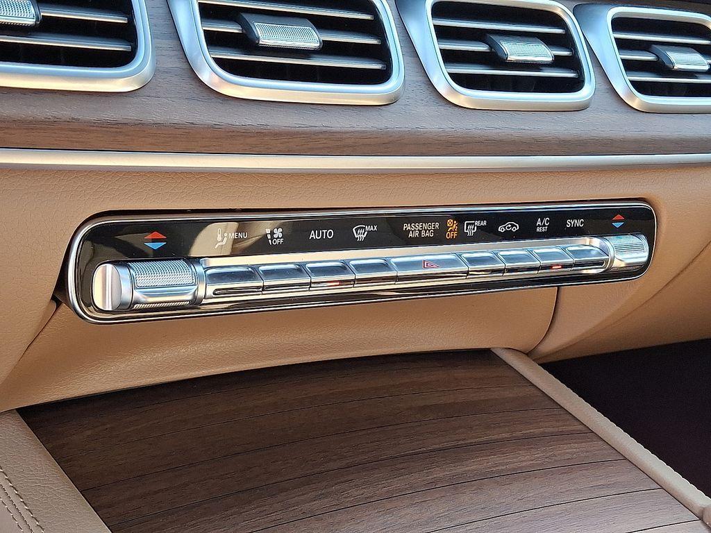 new 2025 Mercedes-Benz GLS 450 car, priced at $100,250