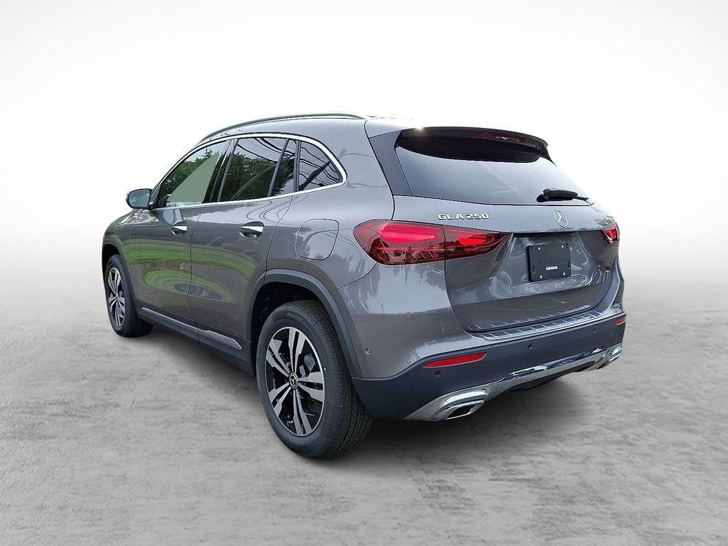 new 2026 Mercedes-Benz GLA 250 car, priced at $51,320