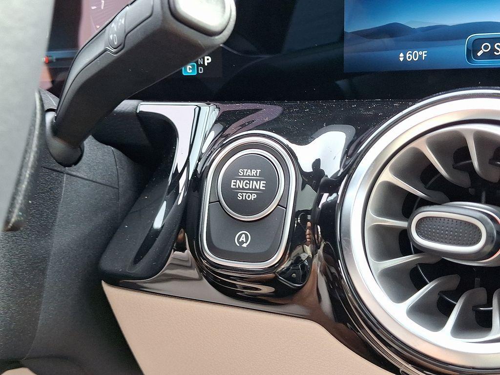 new 2026 Mercedes-Benz GLA 250 car, priced at $51,320