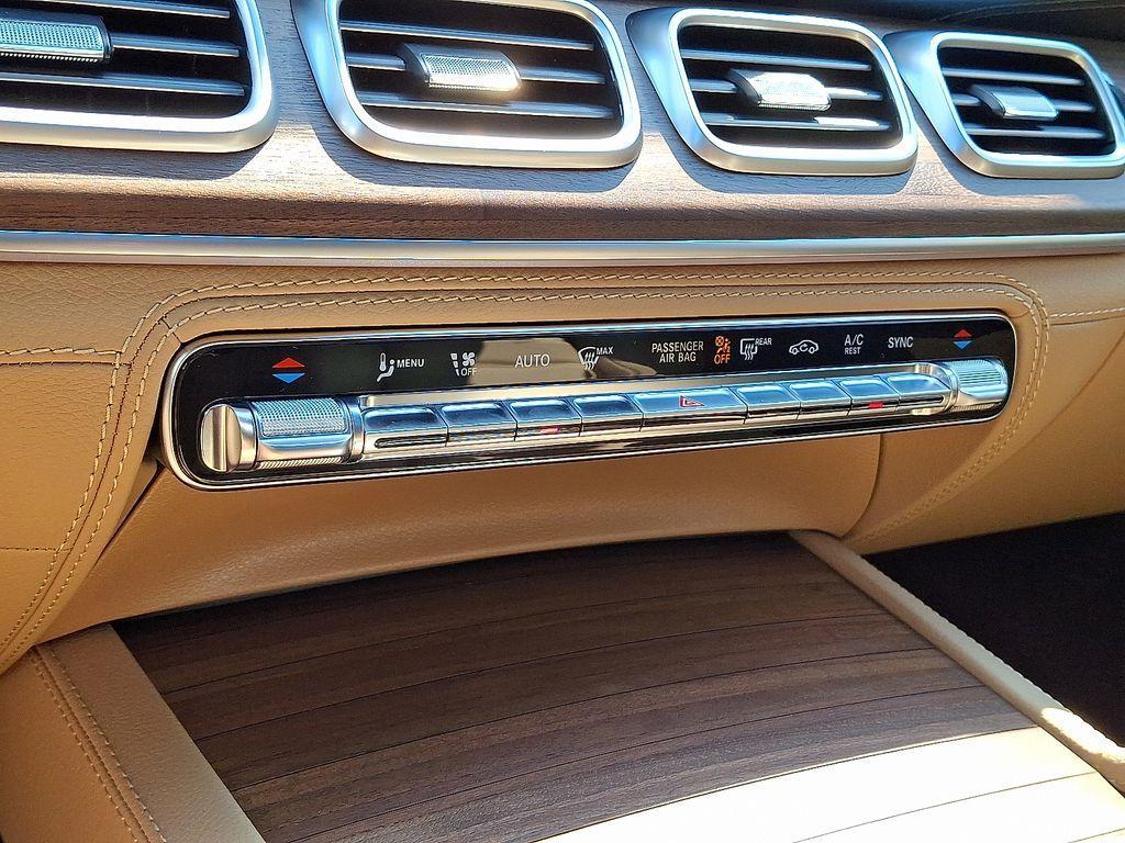 new 2025 Mercedes-Benz GLS 450 car, priced at $102,570