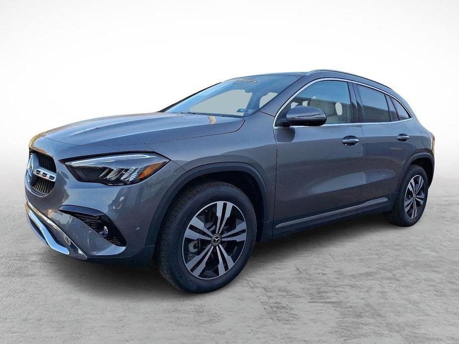 new 2025 Mercedes-Benz GLA 250 car, priced at $51,505