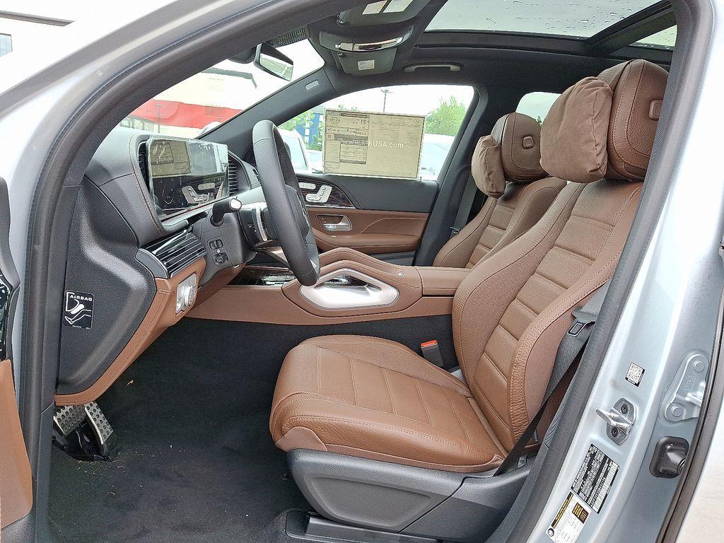 new 2025 Mercedes-Benz GLS 450 car, priced at $103,335