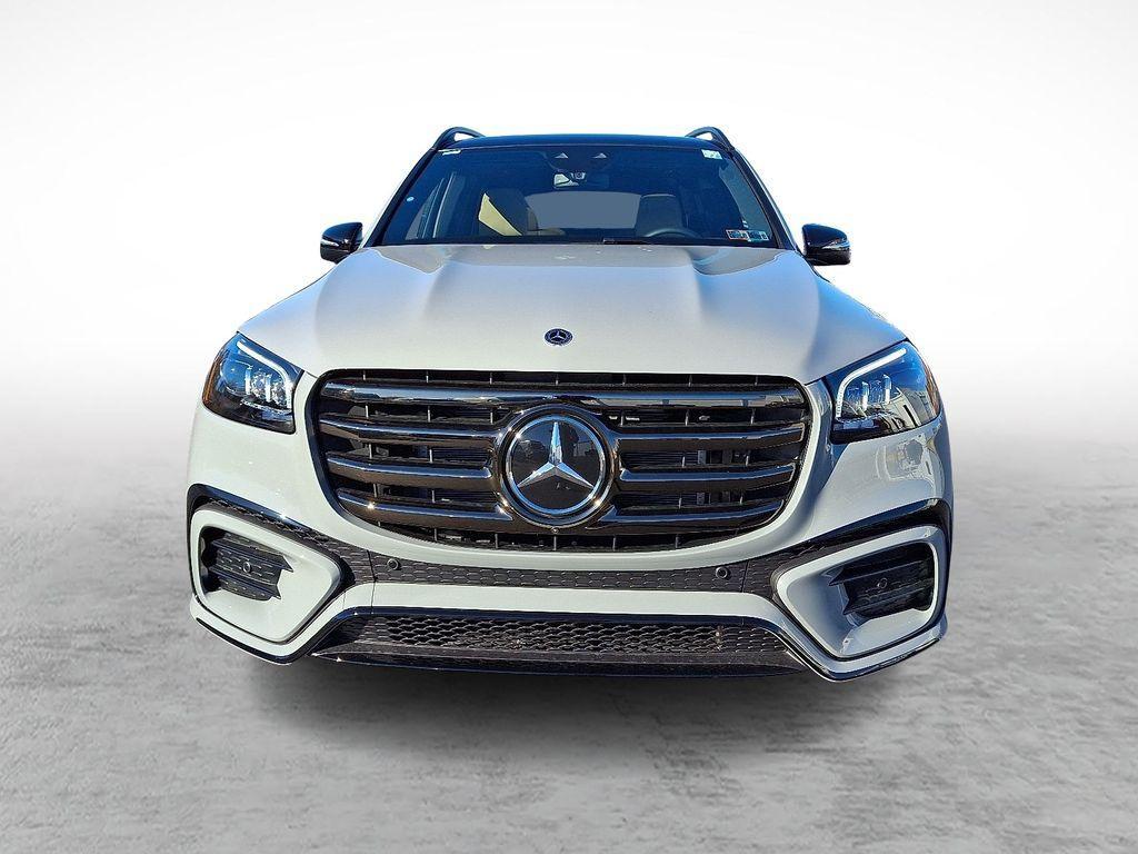 new 2026 Mercedes-Benz GLS 580 car, priced at $126,110