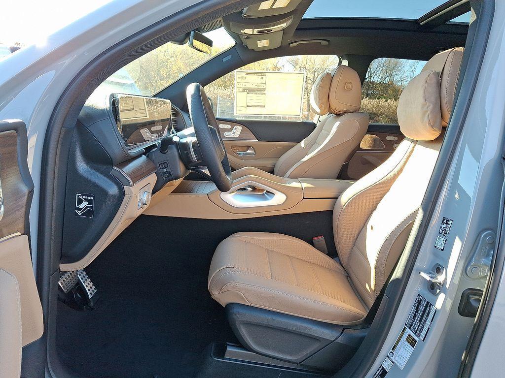 new 2026 Mercedes-Benz GLS 580 car, priced at $126,110