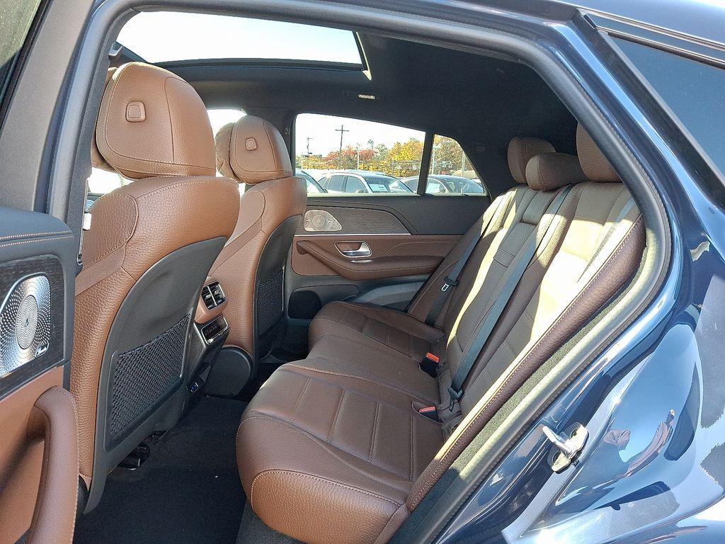 new 2026 Mercedes-Benz GLE 450 car, priced at $91,895