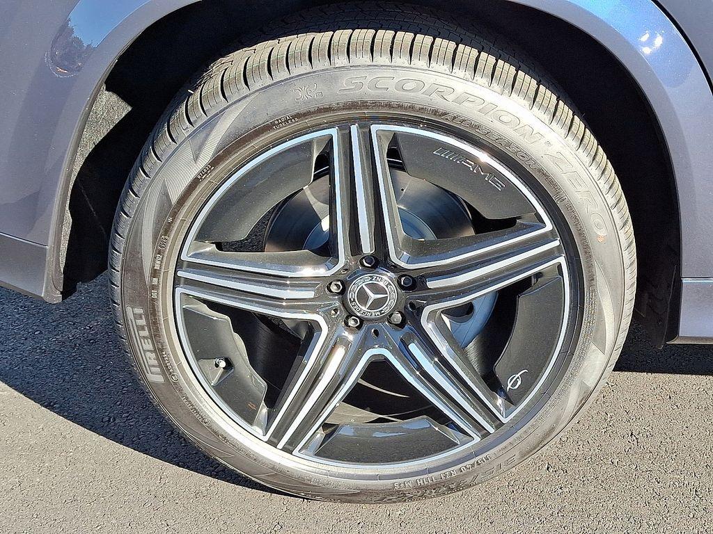 new 2026 Mercedes-Benz GLE 450 car, priced at $91,895