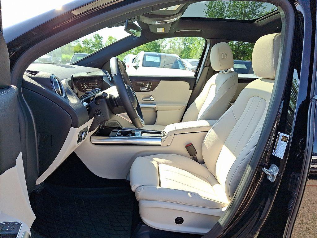 used 2025 Mercedes-Benz GLA 250 car, priced at $45,697