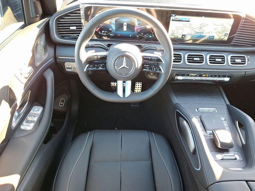 new 2026 Mercedes-Benz GLS 580 car, priced at $128,270
