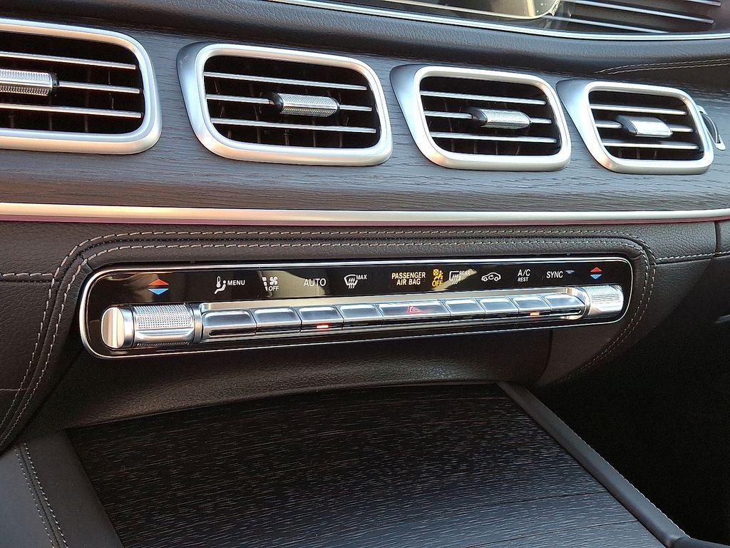 new 2026 Mercedes-Benz GLS 580 car, priced at $128,270