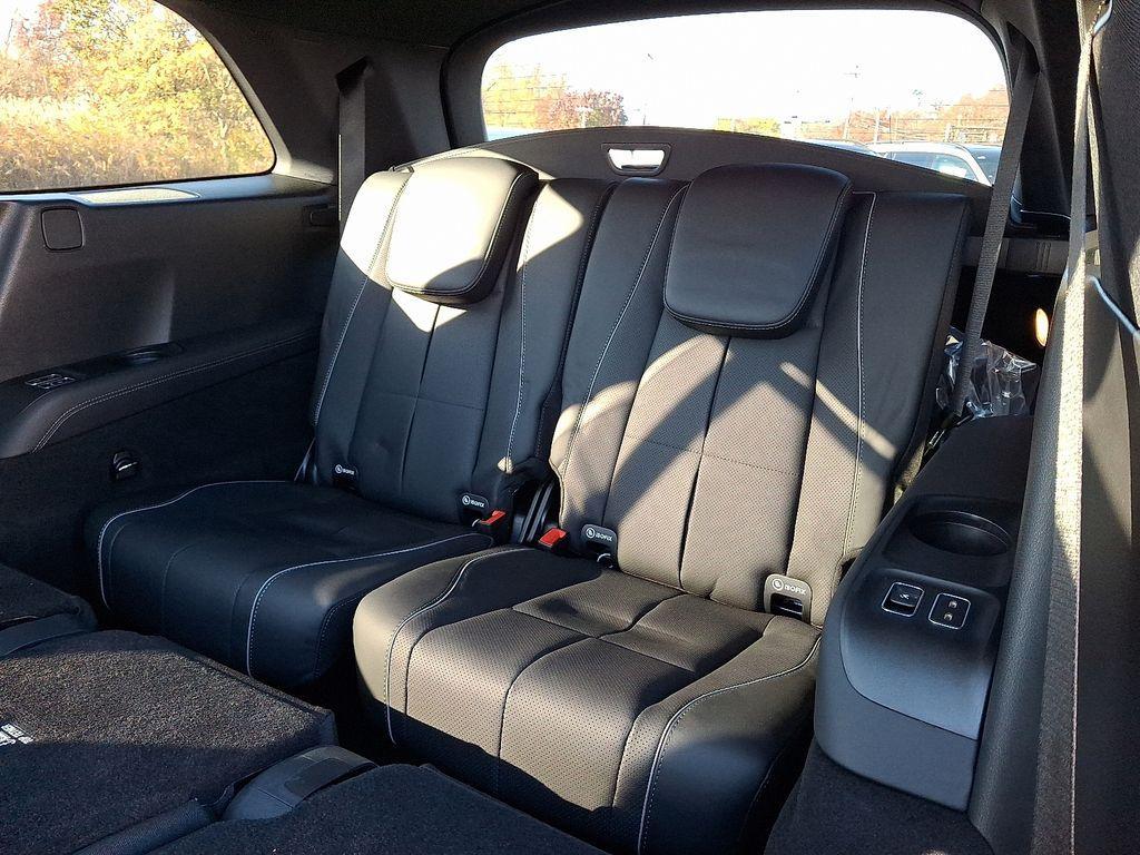 new 2026 Mercedes-Benz GLS 580 car, priced at $128,270