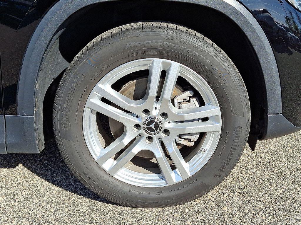 used 2021 Mercedes-Benz GLA 250 car, priced at $28,433