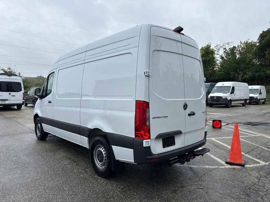 new 2025 Mercedes-Benz Sprinter 2500 car, priced at $65,678