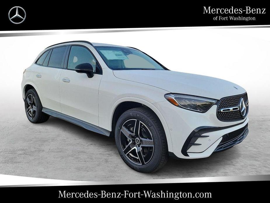 new 2025 Mercedes-Benz GLC 300 car, priced at $58,815